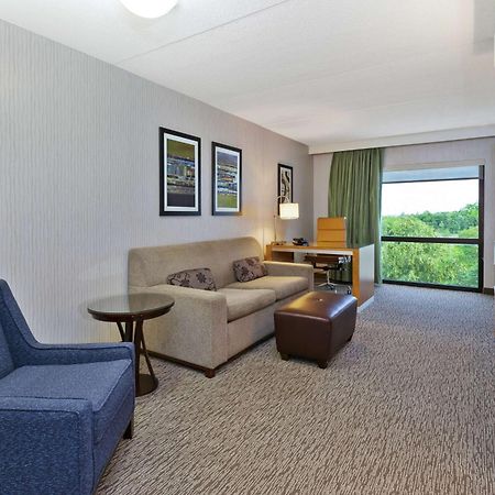 Hotel Auburn Hills Kültér fotó