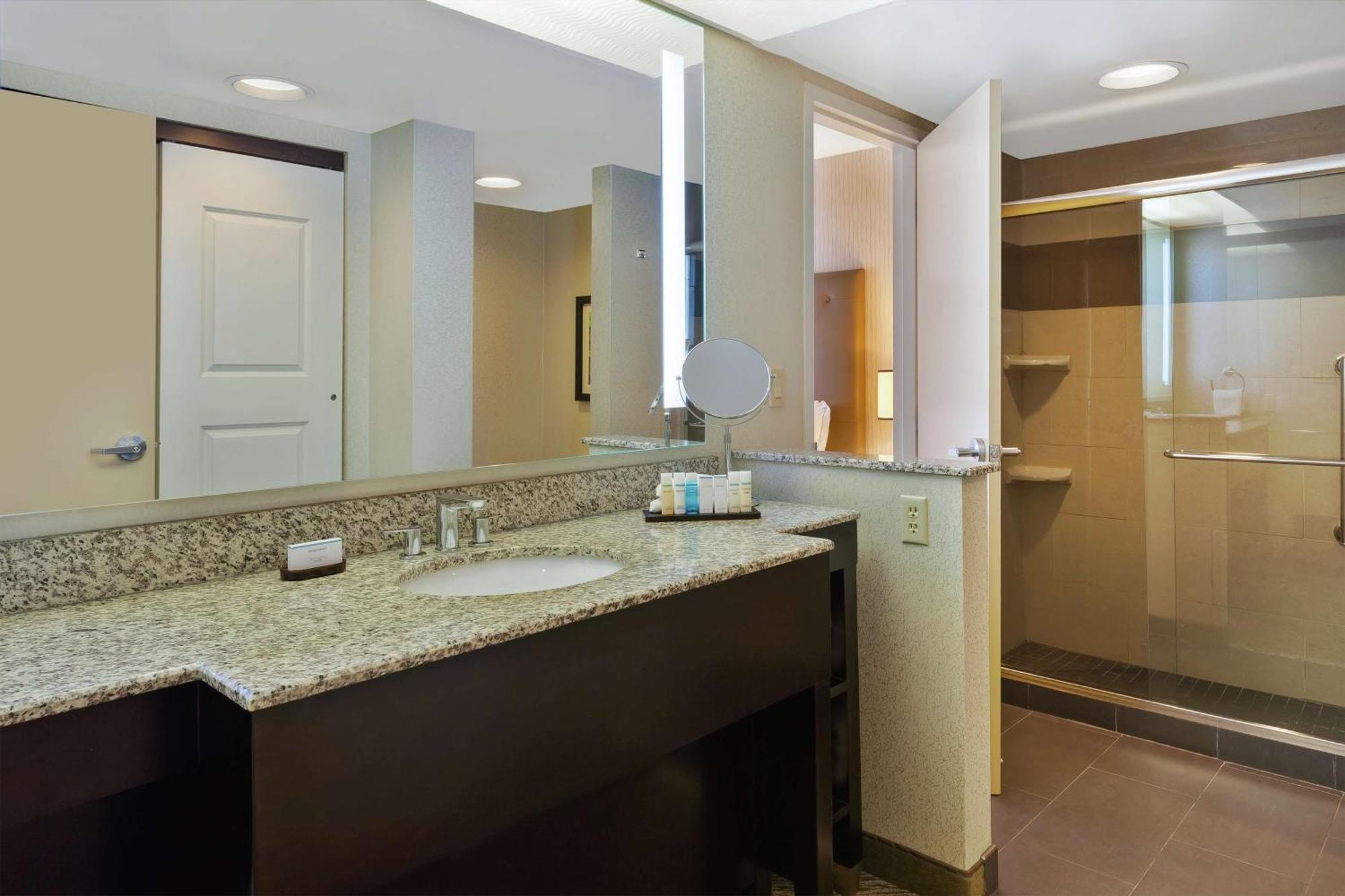 Hotel Auburn Hills Kültér fotó